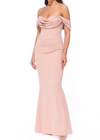 Goddiva - Longue robe décolletée Blush